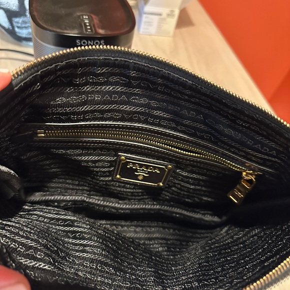 Black Prada clutch - Picture 4 of 5